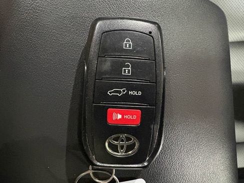 Used 2024 Toyota Prius Limited AWD/4WD image 26