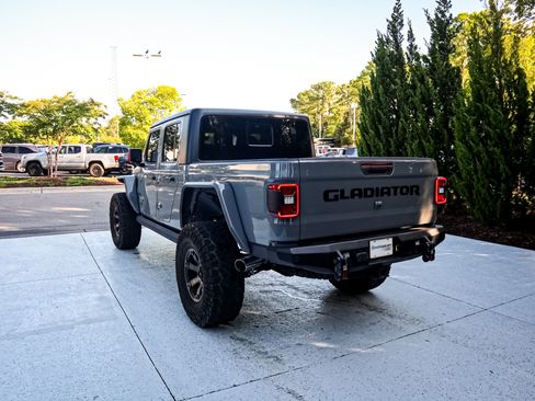 Used 2021 Jeep Gladiator Sport AWD/4WD image 8