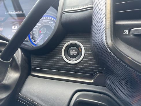 Used 2020 RAM 2500 Limited image 22