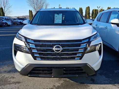 New 2026 Nissan Rogue SV w/ SV Premium Package image 2