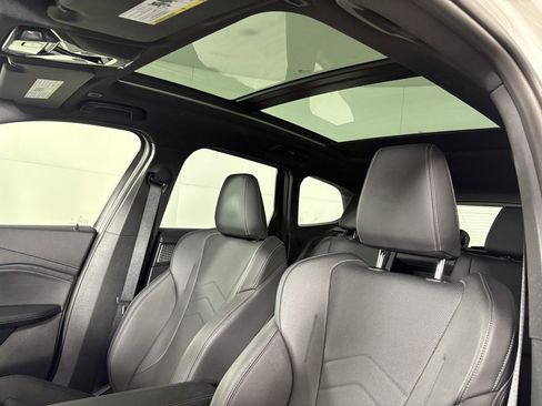 Used 2023 BMW X1 xDrive28i w/ Premium Package image 15