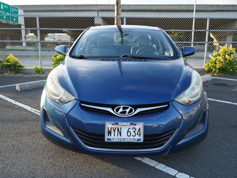 Used 2016 Hyundai Elantra SE image 3
