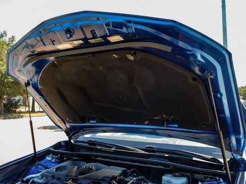 Used 2020 Toyota Camry LE image 56