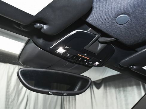 Used 2016 Porsche 911 Carrera 4 image 36