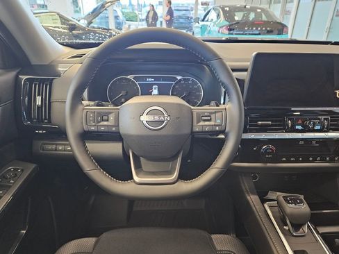 New 2026 Nissan Pathfinder SV w/ Cargo Package image 17