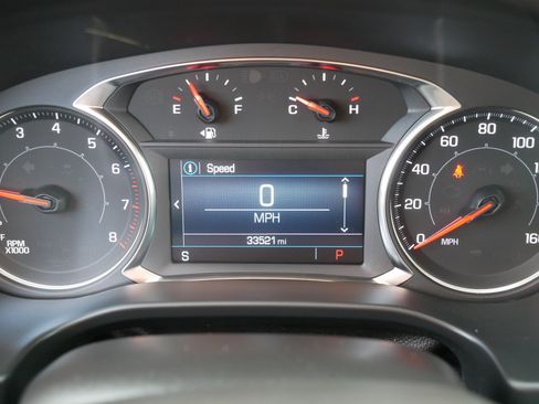 Used 2023 GMC Acadia SLE w/ Driver Convenience Package image 21