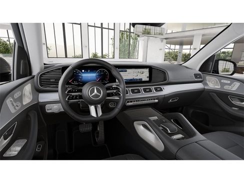 New 2026 Mercedes-Benz GLS 450 4MATIC image 3