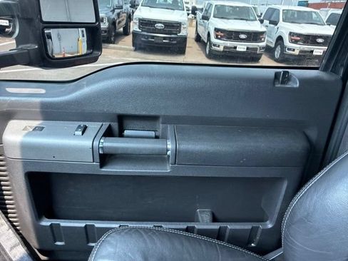 Used 2012 Ford F250 Lariat w/ Lariat Ultimate Pkg AWD/4WD image 13