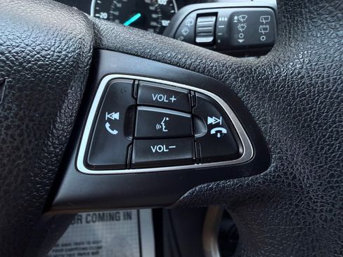 Used 2021 Ford EcoSport SE FWD image 12