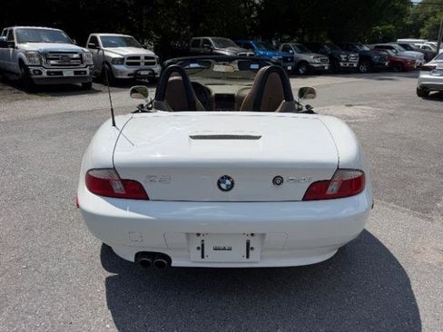 Used 2001 BMW Z3 3.0i RWD image 4