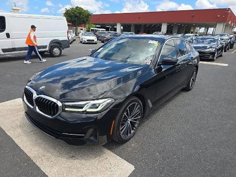 Used 2021 BMW 530i w/ Convenience Package RWD image 1