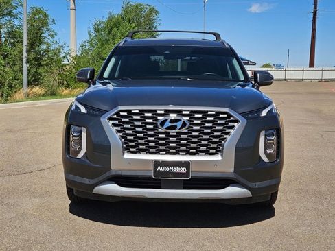 Used 2022 Hyundai Palisade SEL w/ Premium Package image 2