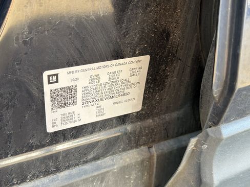 Used 2021 Chevrolet Equinox LT AWD/4WD image 17