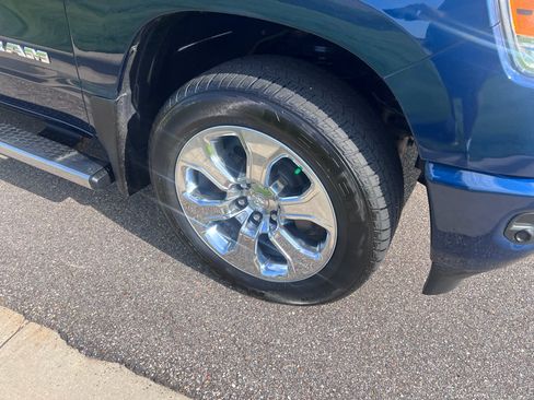 Used 2024 RAM 1500 Big Horn AWD/4WD image 11