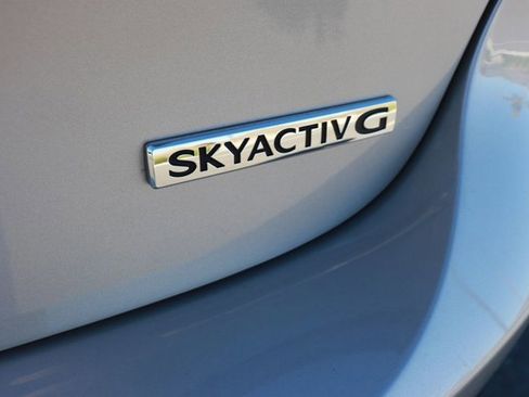 Used 2023 MAZDA MAZDA3 s image 7