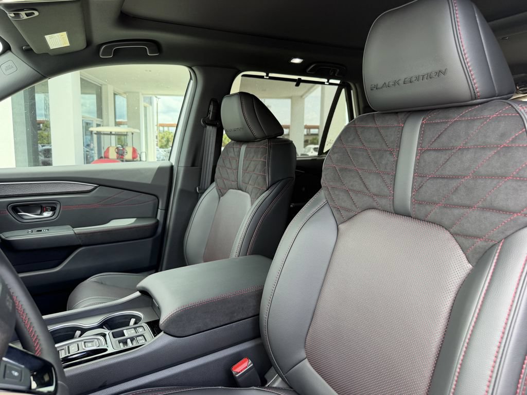 New 2026 Honda Pilot Black Edition image 23