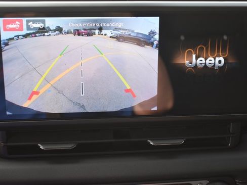Used 2024 Jeep Wrangler Unlimited Rubicon 4xe w/ Technology Group AWD/4WD image 26