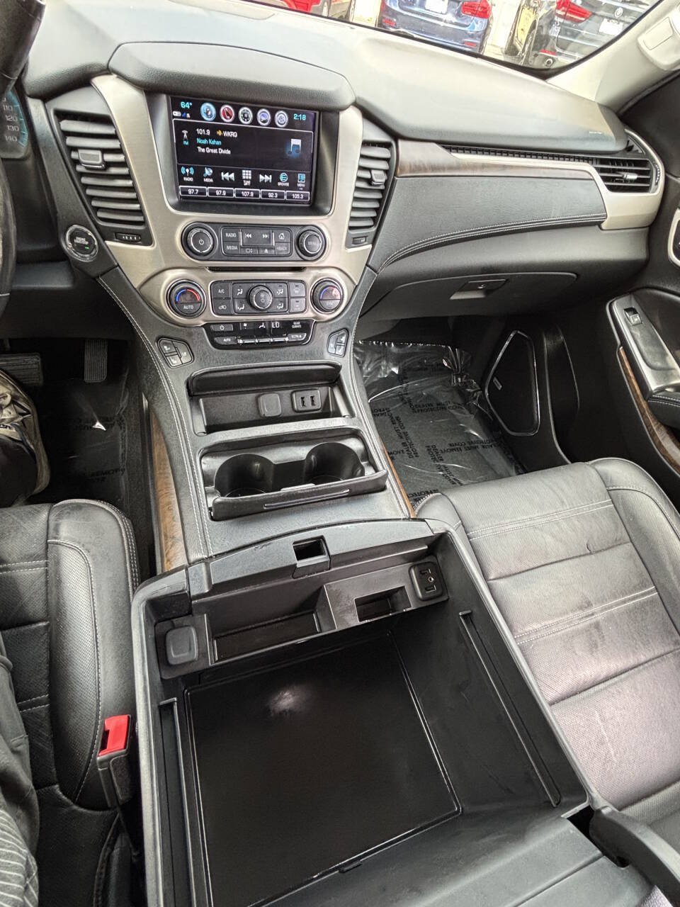 Used 2018 GMC Yukon Denali w/ Open Road Package AWD/4WD image 31