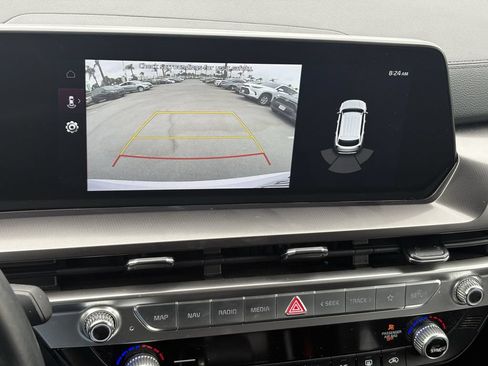 Used 2025 Kia Telluride LX FWD image 10