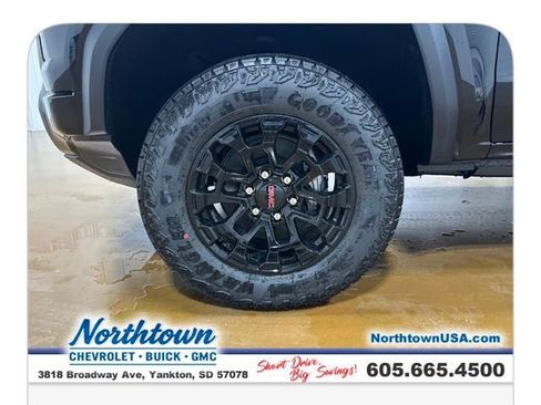 New 2026 GMC Canyon Elevation w/ Convenience Package image 12