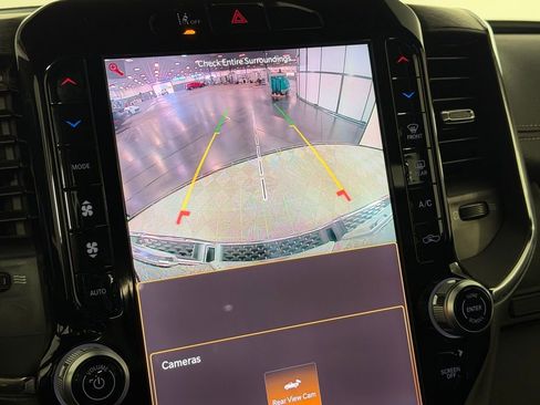 Used 2025 RAM 1500 Laramie image 18