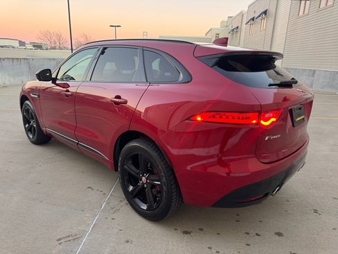 Used 2017 Jaguar F-PACE S image 5