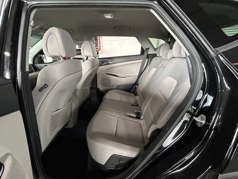 Used 2017 Hyundai Tucson SE image 38