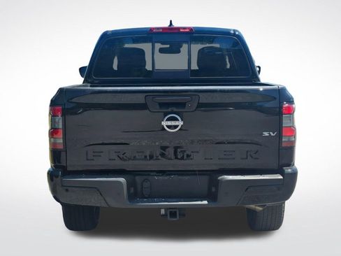 Used 2022 Nissan Frontier SV w/ SV Premium Package RWD image 8
