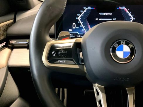 Certified 2024 BMW 530i xDrive w/ M Sport Package image 23