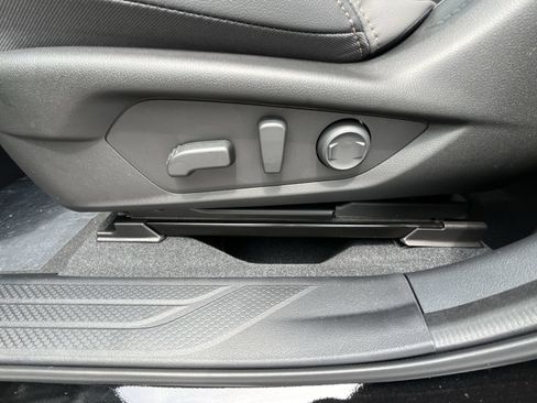 New 2026 Subaru Outback Limited AWD/4WD image 16