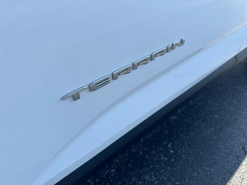 Used 2026 GMC Terrain Elevation FWD image 11