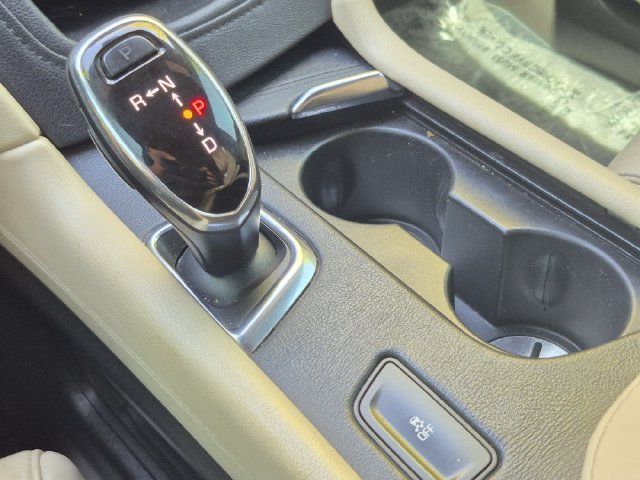 Used 2019 Cadillac XT5 Luxury FWD image 16