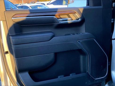 Used 2023 GMC Sierra 1500 Elevation image 22