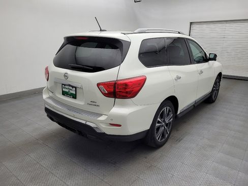 Used 2017 Nissan Pathfinder Platinum w/ Family Entertainment Package AWD/4WD image 9
