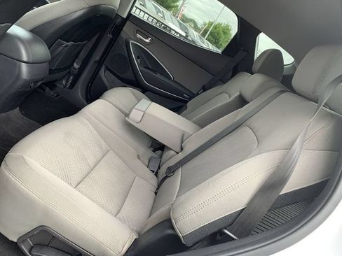 Used 2018 Hyundai Santa Fe Sport w/ 2.4L Value Package 02 FWD image 10