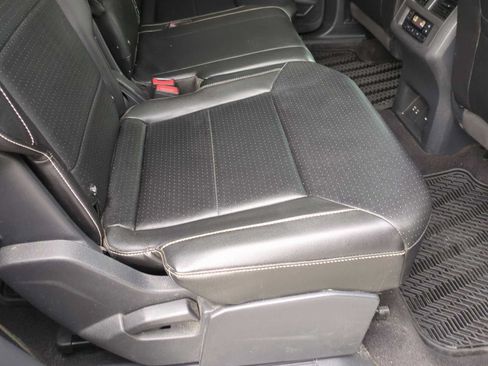 Used 2023 Volkswagen Atlas SE w/ Panoramic Sunroof Package FWD image 26
