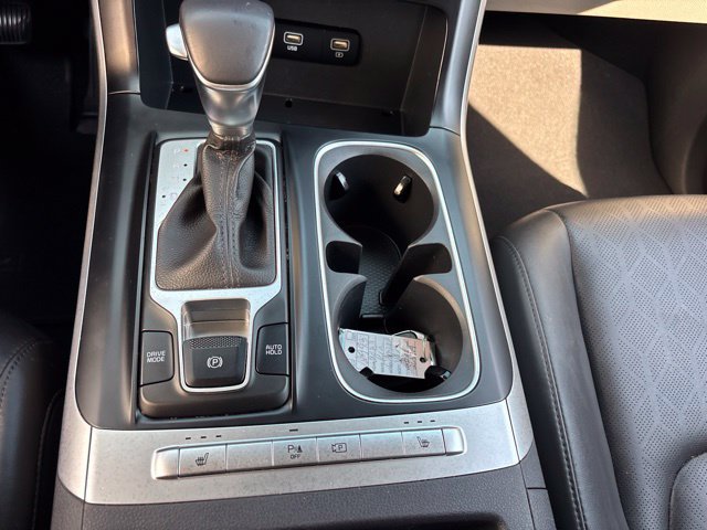 Used 2023 Kia Carnival LX FWD image 20