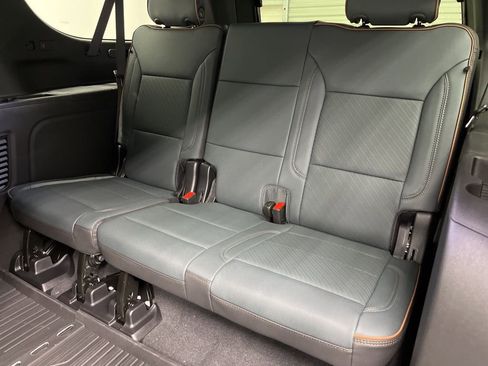 New 2026 GMC Yukon XL AT4 w/ AT4 Premium Package image 5