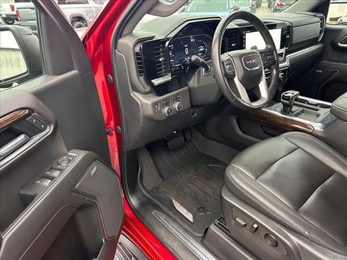 Used 2022 GMC Sierra 1500 Elevation w/ Elevation Premium Package image 13