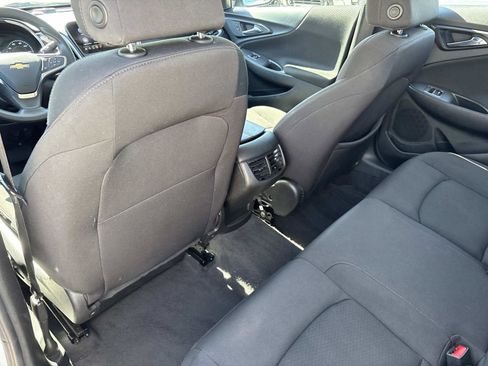 Used 2025 Chevrolet Malibu LT FWD image 28
