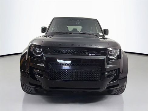 Used 2026 Land Rover Defender 110 OCTA AWD/4WD image 2