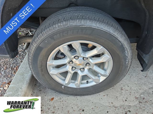 Used 2023 Chevrolet Silverado 1500 LT w/ Protection Package RWD image 6