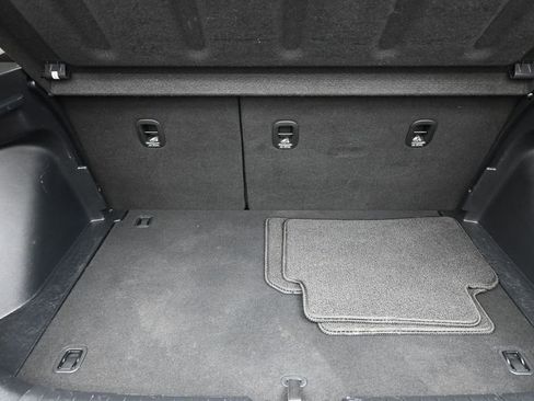 Certified 2023 Hyundai Venue SEL FWD image 22