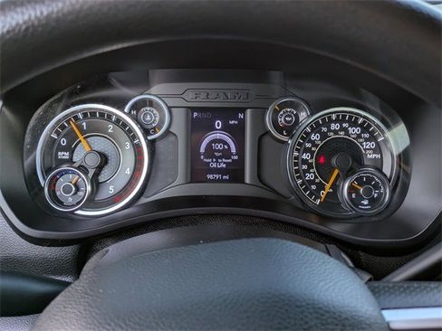 Used 2021 RAM 3500 Big Horn image 25