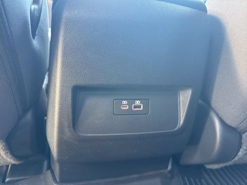 Used 2022 Nissan Frontier SV w/ Technology Package AWD/4WD image 12
