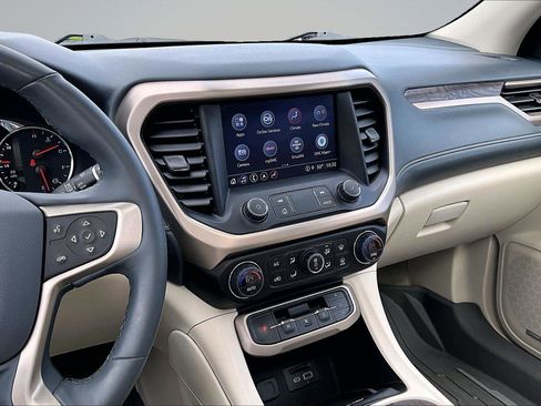 Used 2023 GMC Acadia Denali w/ Denali Technology Package AWD/4WD image 7