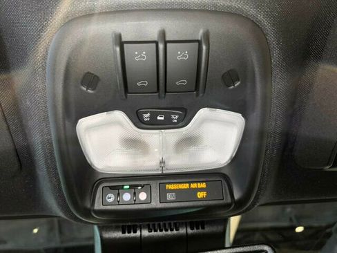 Used 2024 GMC Canyon AT4X w/ AT4X AEV Edition image 24