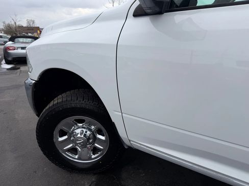 Used 2017 RAM 3500 Tradesman w/ Chrome Appearance Group AWD/4WD image 38