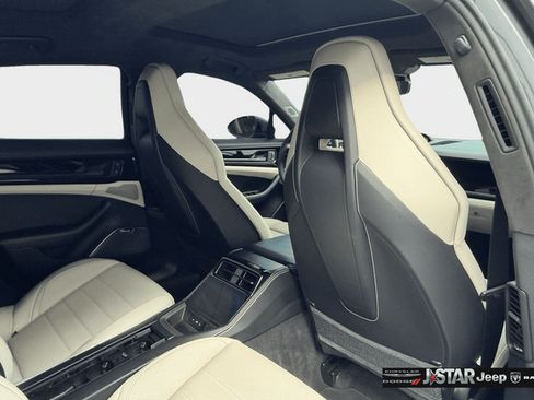 Used 2025 Porsche Panamera Turbo AWD/4WD image 30