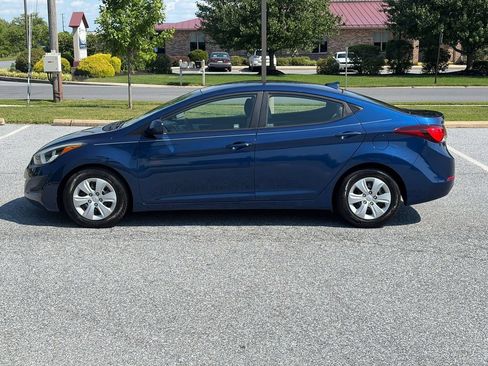 Used 2016 Hyundai Elantra SE FWD image 5
